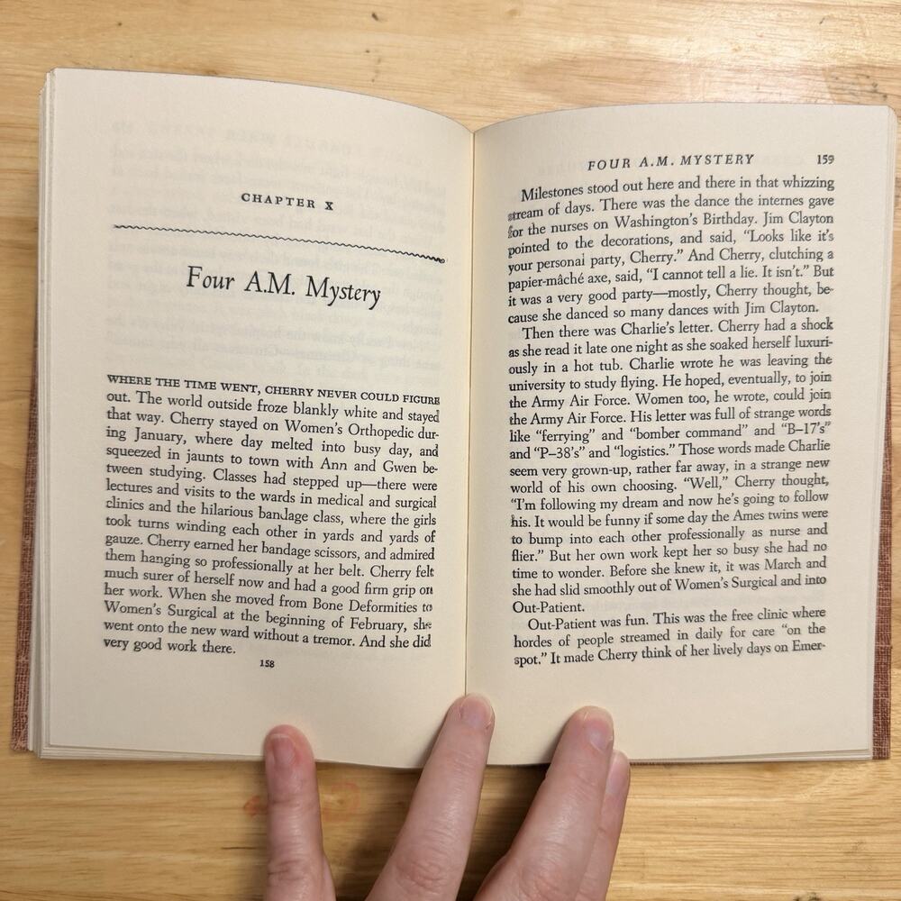 Cherry Ames Student Nurse Stories by Helen Wells Hardcover Book Vintage 1943 - Picture 9 of 12